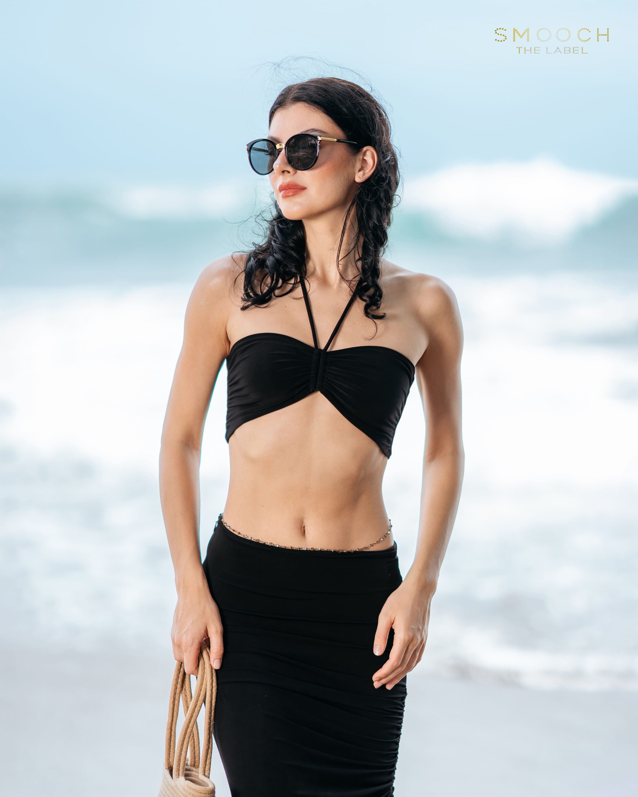 CAM08393-Enhanced-NR-Yes Azurea Black One Set