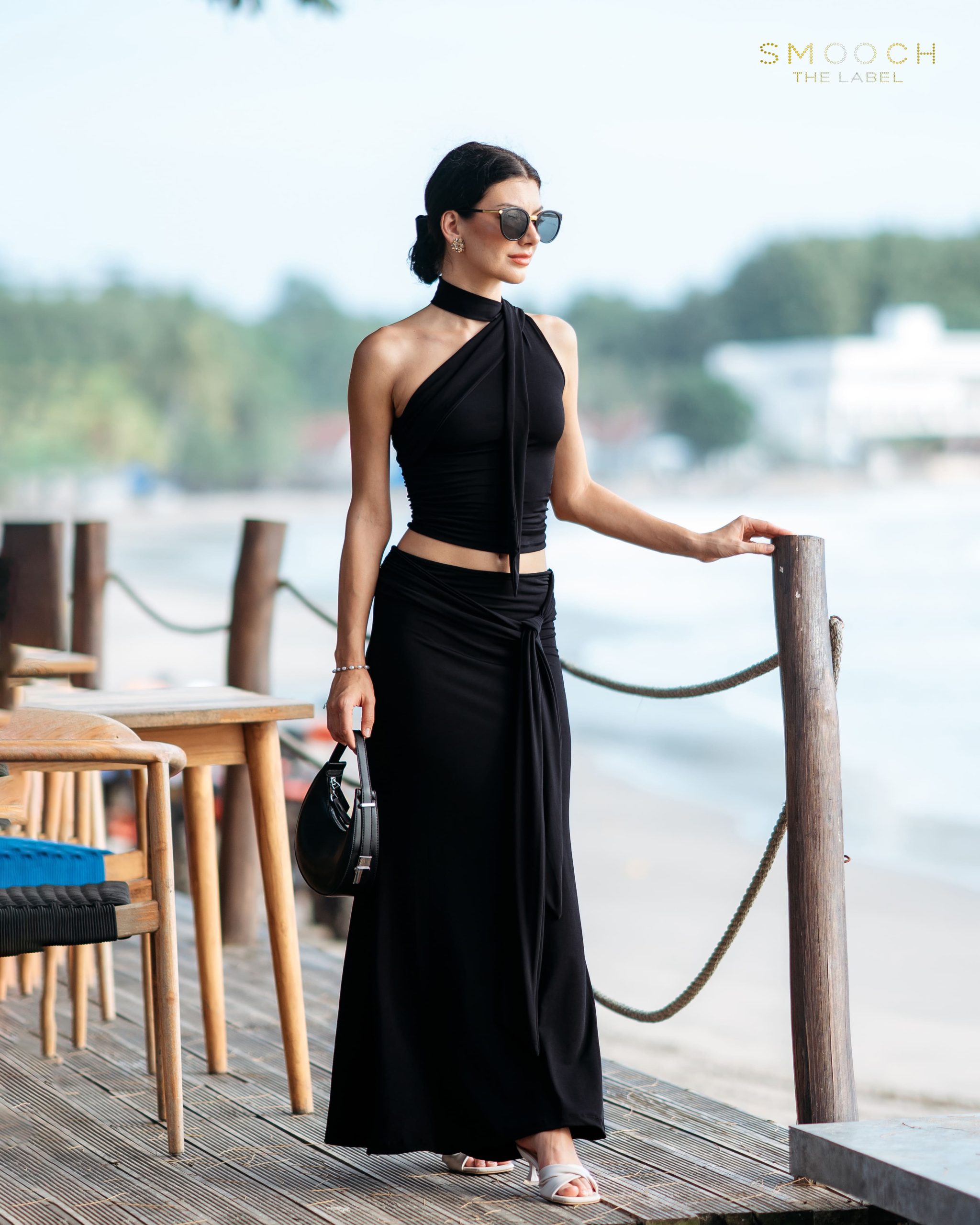 CAM08984-Yes Smooch The Label Amour Black One Set